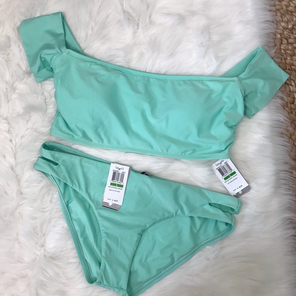 Splendid Sunsational Off Shoulder Bikini in Mint - Picture 4 of 8